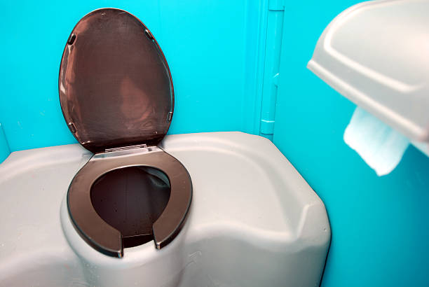 Best Portable restroom trailer rental  in Sneads Ferry, NC